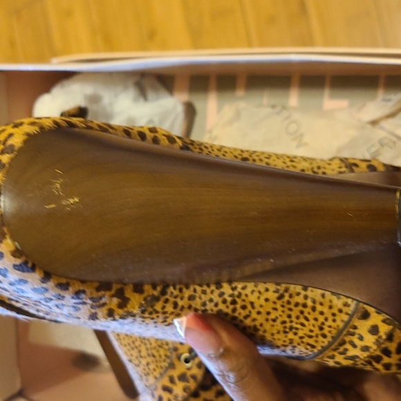 Booties - Picture 4 of 4